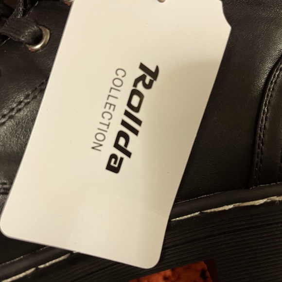 Ladies Cushionaire Didi Lace Up Boots,Size 81/2runs a little small,new with tags - Picture 6 of 9